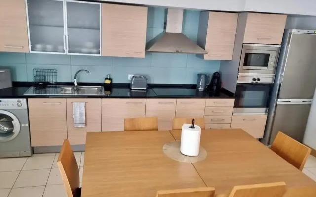 2bed-vila-verde Sal Cape Verde-balcony-pool