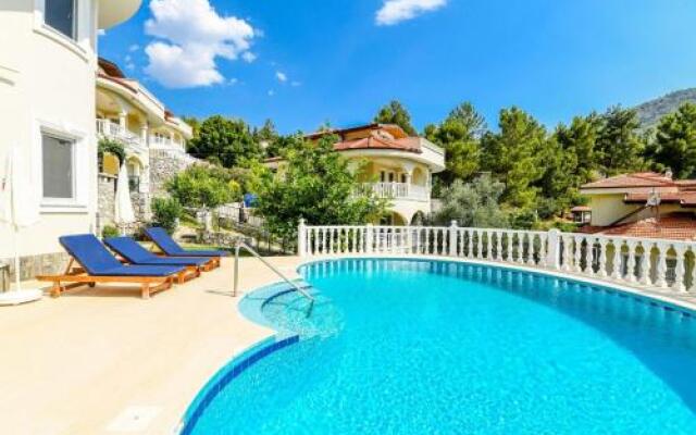 Lakestone Villa