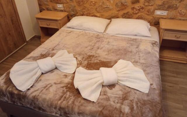 Errik Luxury House