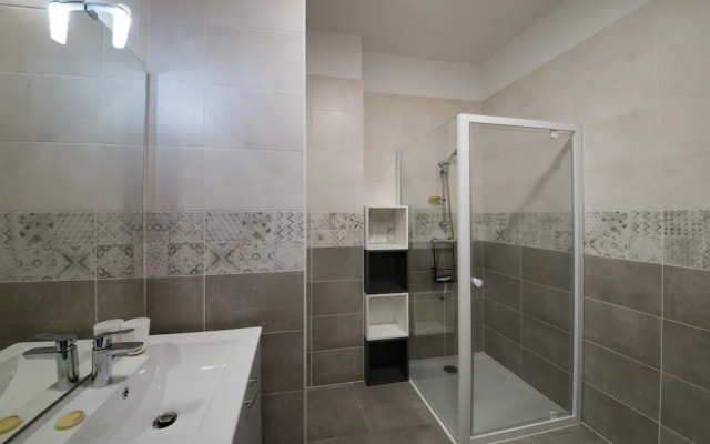 Beautiful Apartment With sea View