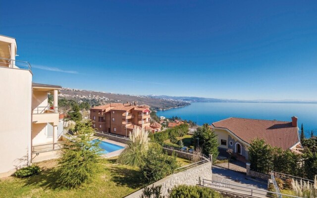 Beautiful Home in Volosko With Wifi and 2 Bedrooms