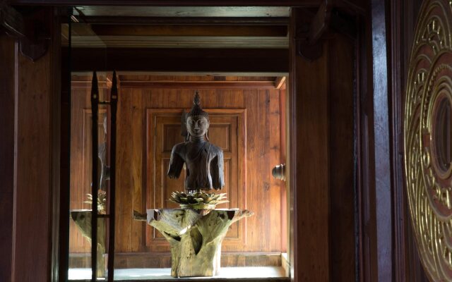 True Siam Rangnam Hotel
