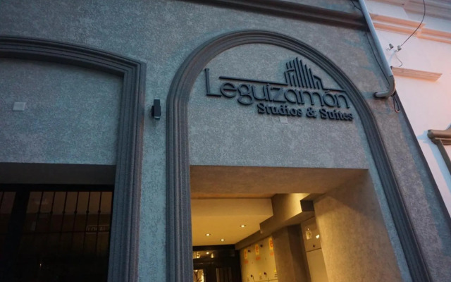 Leguizamon Studios & Suites Premium