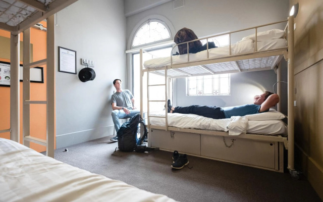 YHA Melbourne Central