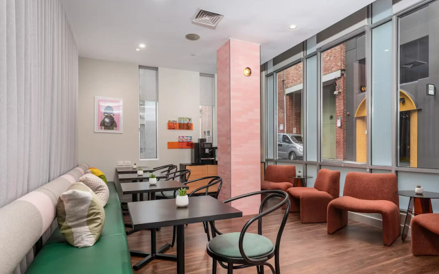 City Limits Hotel – Guest Rooms – Melbourne
