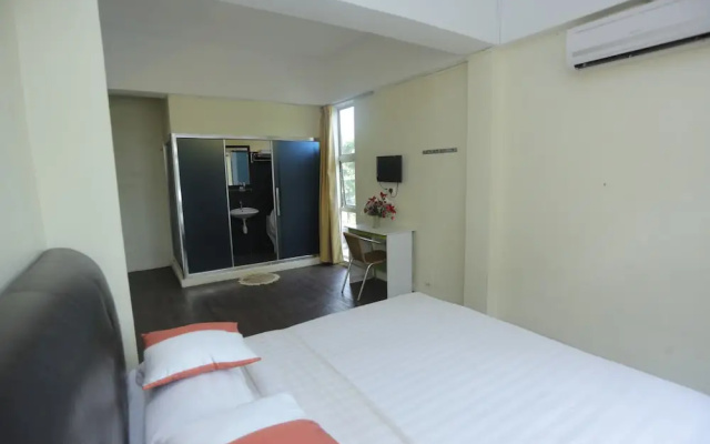 JAM Hotel Kota Warisan Near ERL Salak Tinggi Sepang