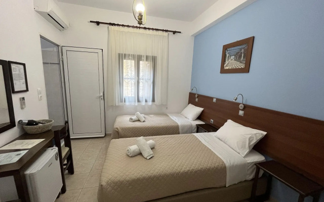 Eleni Rooms