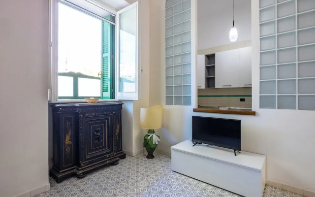 Villa Villari Terrace and Patio by Napoliapartments