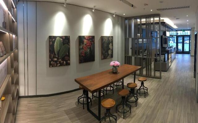 Hanting Hotel (Hengshui Railway Station Huizhong S