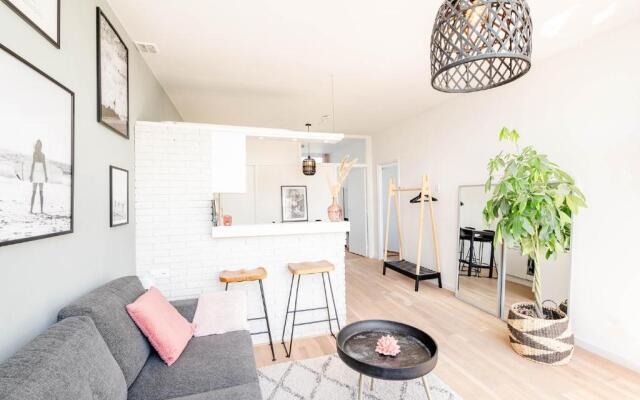 Amsterdam Beach Apartment 1, Private Garden