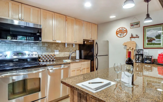 Breck Ski-in/ski-out Condo Near Main Street!