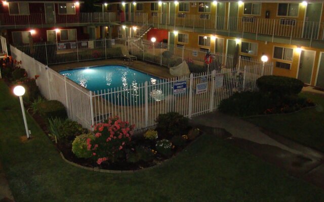 Americas Best Value Inn - Sacramento/Elk Grove