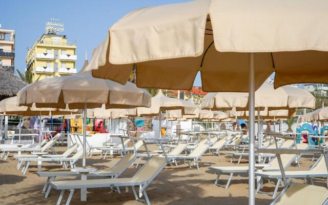 Remin Plaza Hotel