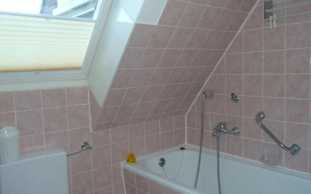 Vids10c15 - Fehaus 'huus Oostsied'