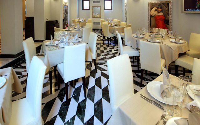 Vigo Hotel