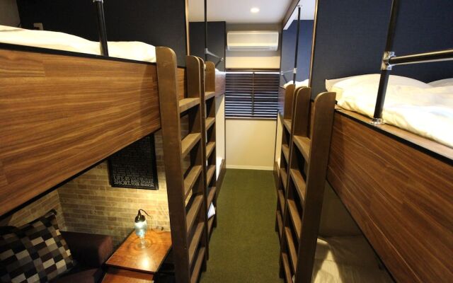 The Neighbors Shin-Osaka