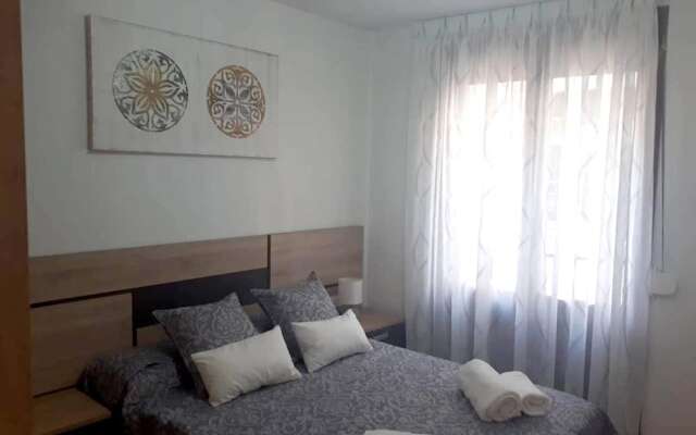 Apartment with 3 Bedrooms in Cardona, with Wonderful City View, Enclosed Garden And Wifi