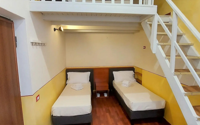 Hotel Ester
