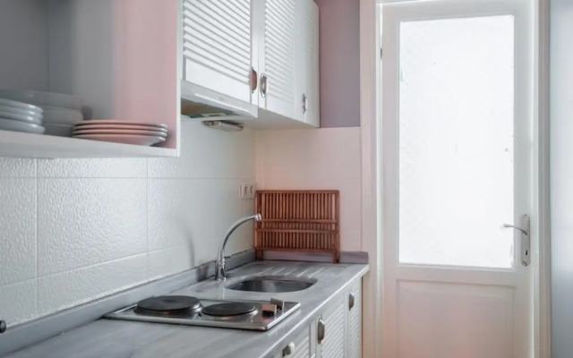 Chic Flat With Balcony 5 min to Taksim Sq