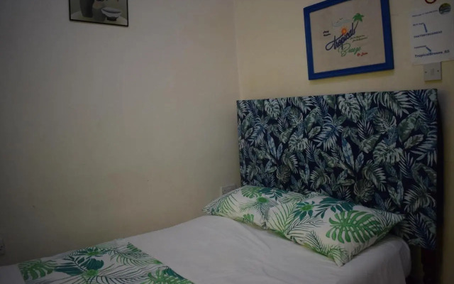 Tropical Breeze Guest House