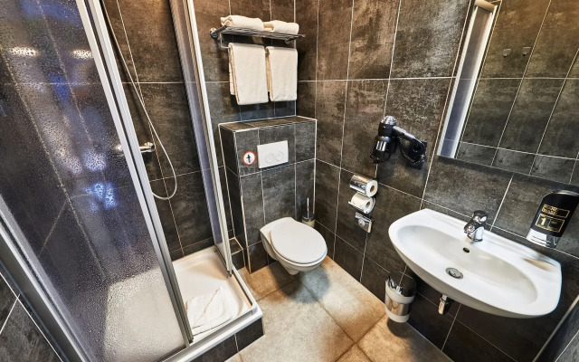 Urban Home Hotel