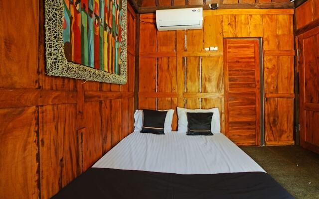 Capital O 93238 Lembah Mbalong Resort