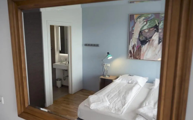 Luxury Apartment With a View of the Harbour