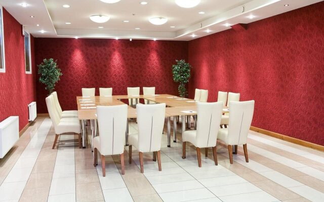 Kolonna Hotel Brigita