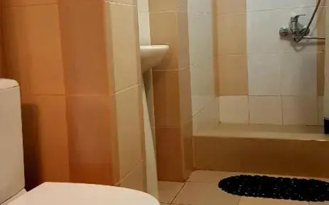 Parallel Hotel