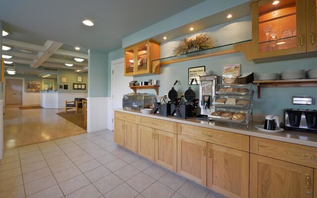 Best Western Plus Plaza Hotel
