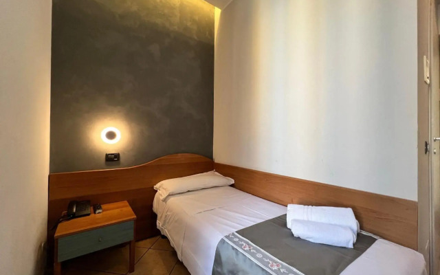 Sara Hotel