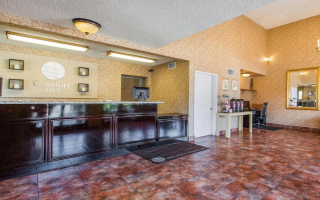 Comfort Inn & Suites Moreno Valley near March Air Reserve Base