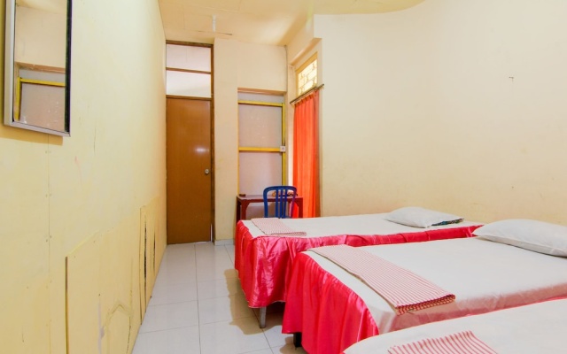 Wisma TheBlossom – Guest Rooms – Padang