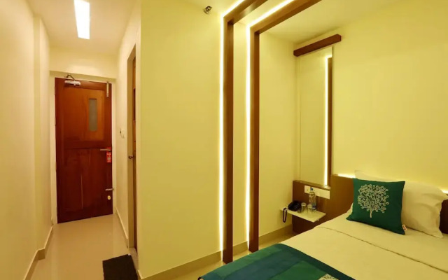 OYO 4491 George's The Royal Suite Residency