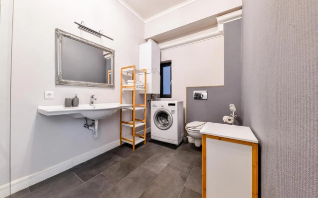 Stylish Ground Floor Apartment