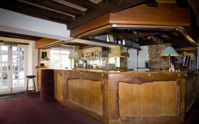 Mullions Hotel