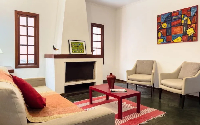 Casa espaçosa na Granja Viana