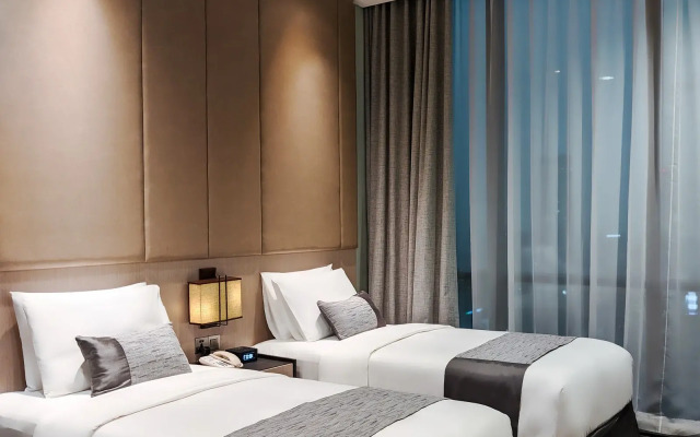 Mangkuluhur Residences by Lorin