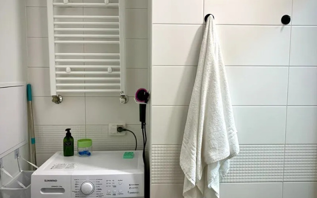 Да апарт на ул. Верхне-Каменская, д. 9, корп. 1