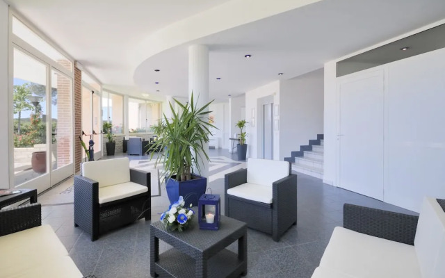 La Cecinella Apartments