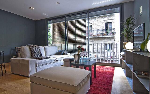 MSB Gracia Pool Terrace Center