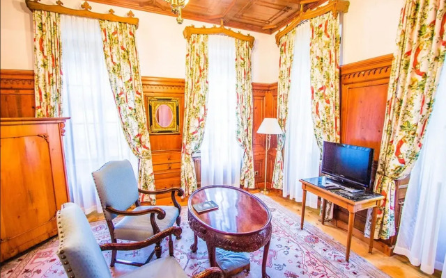 Villa Solitude