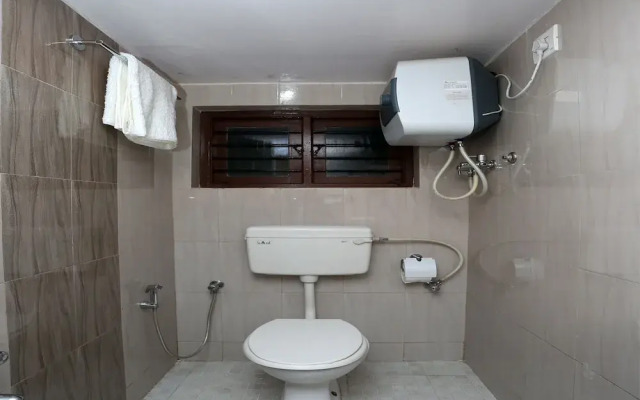 OYO 9263 Home Breezy 2BHK Raja's Seat