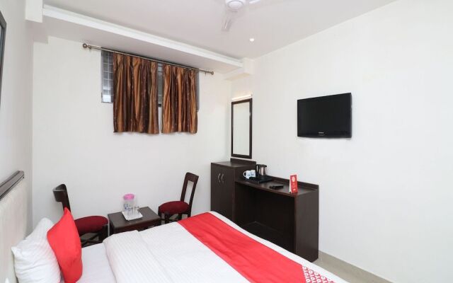 OYO 27921 Hotel Shalimar