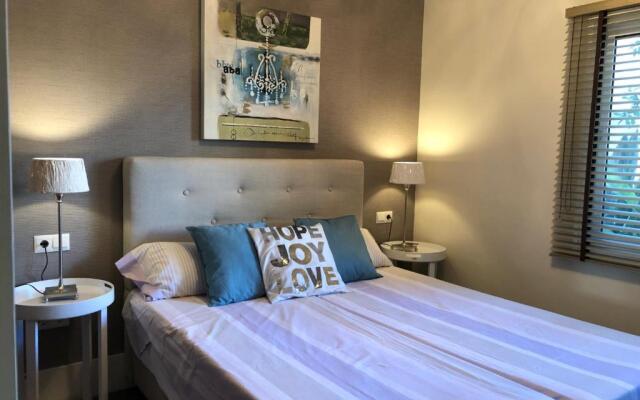 Alcazaba Beach Luxury Apartment02 Estepona