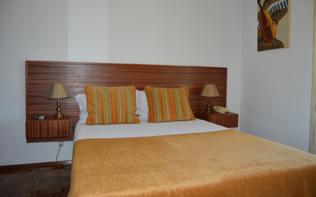 Hotel Louro
