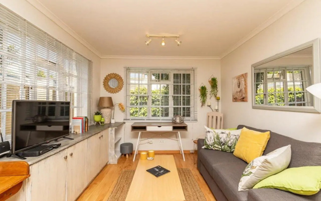 Suburban bliss with Wifi and plunge pool