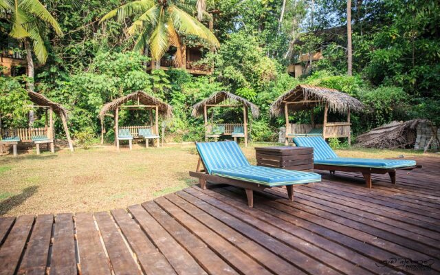 Jungle Village By Thawthisa