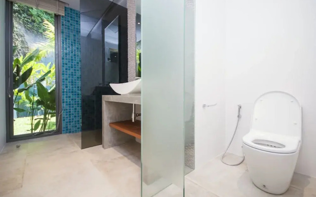 Luxury Hillside Residence at Bangtao