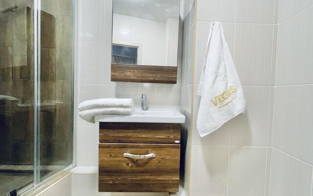 Vegas apartments (Вегас апартментс) на улице Маршала Баграмяна, 1